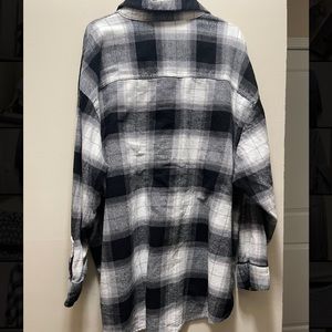 Old Navy Boyfriend Tee Size XXL